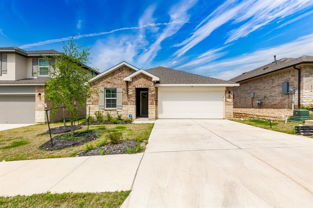 Foto principal - 2921 Owl Head Dr