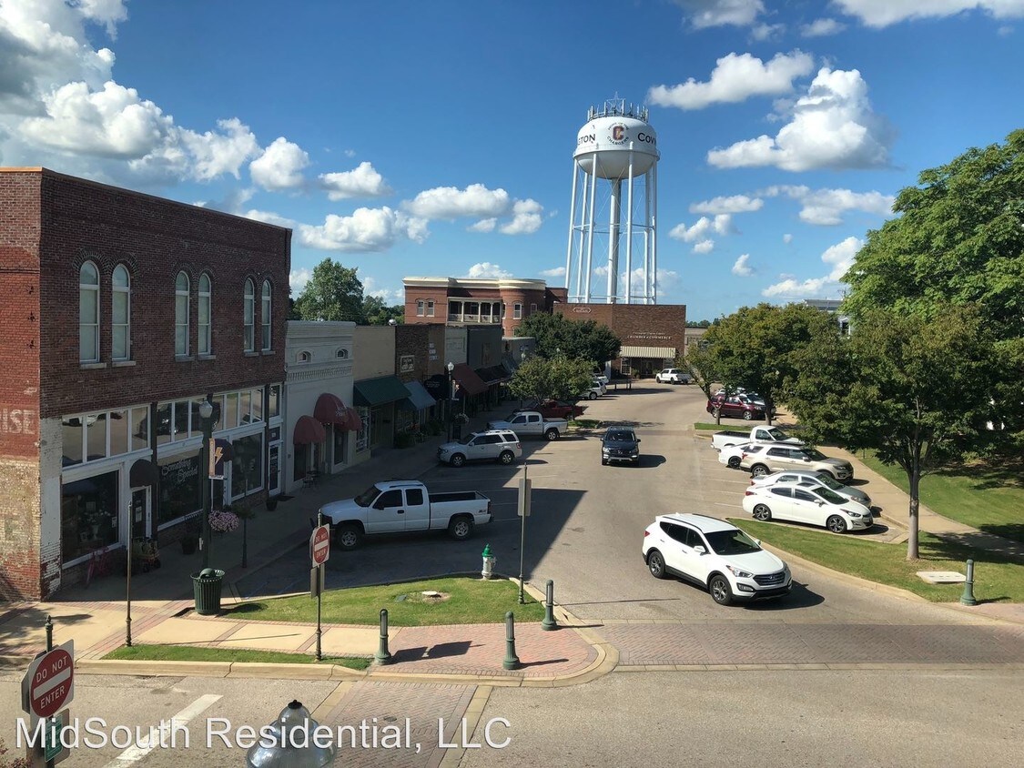 109B W Pleasant Ave, Covington, TN 38019 House Rental in