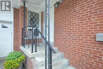 Building Photo - 23 Bairstow Crescent