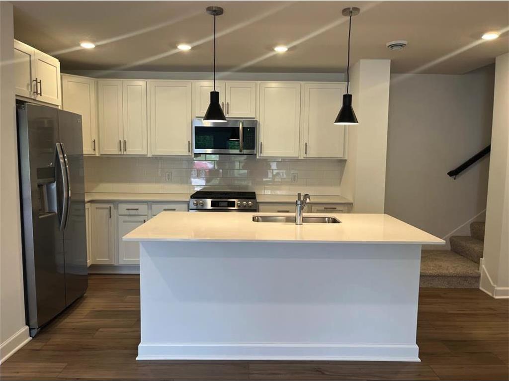 Foto principal - 23303 Amber Dr