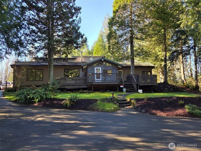 Building Photo - 37627 W Lake Walker Dr SE
