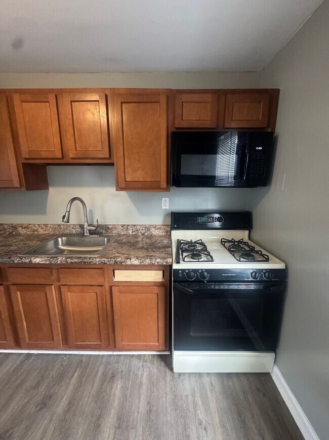 Foto del edificio - 3 Bedroom Semi Detached Home in Havre De G...