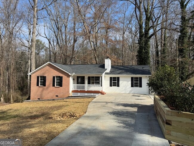 Building Photo - 115 E Greenwood Dr