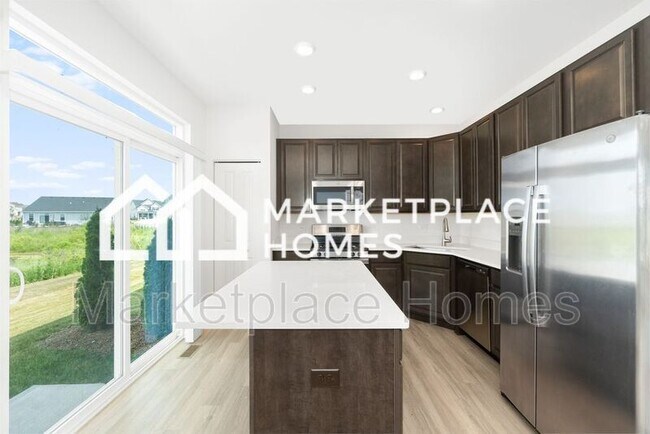Foto del edificio - 15038 Quincy Cir