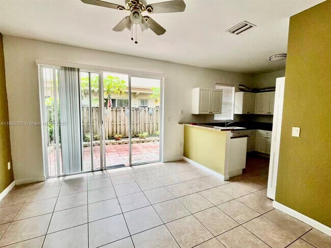 Foto del edificio - 12842 SW 135th St