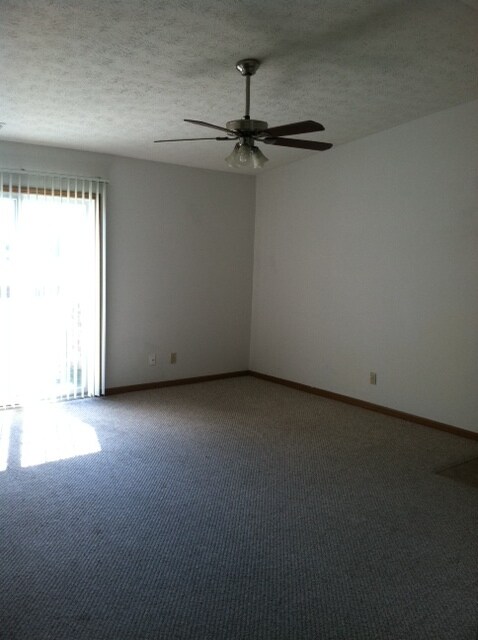 Primary Photo - 400 Brunswick Dr