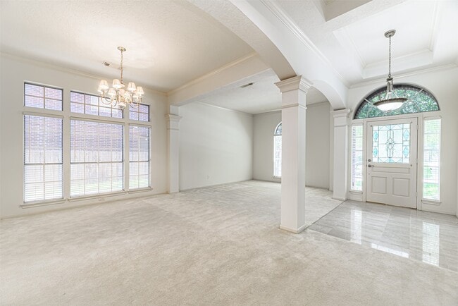 Foto del edificio - 5211 High Glen Ct