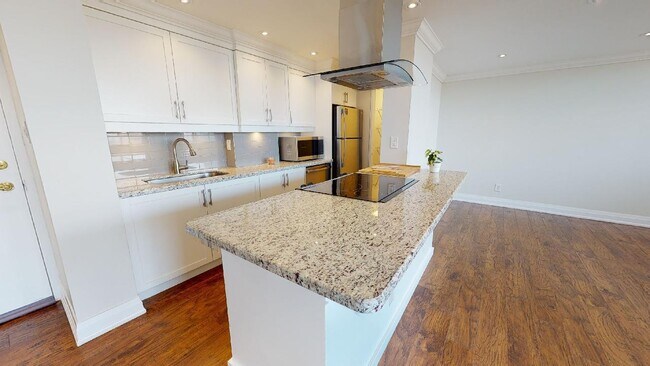 Photo du bâtiment - 150 Allan