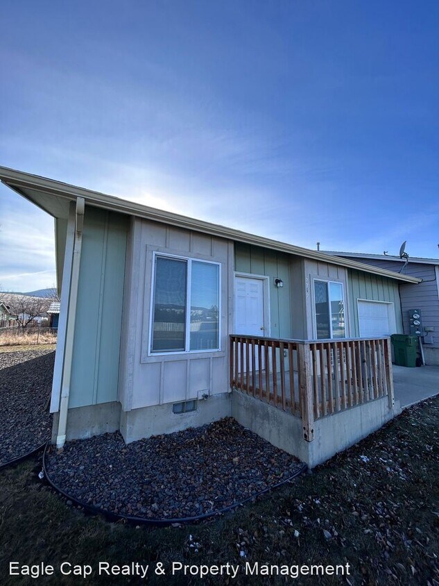 2 br, 2 bath House 2212 Jakob St House for Rent in La Grande, OR