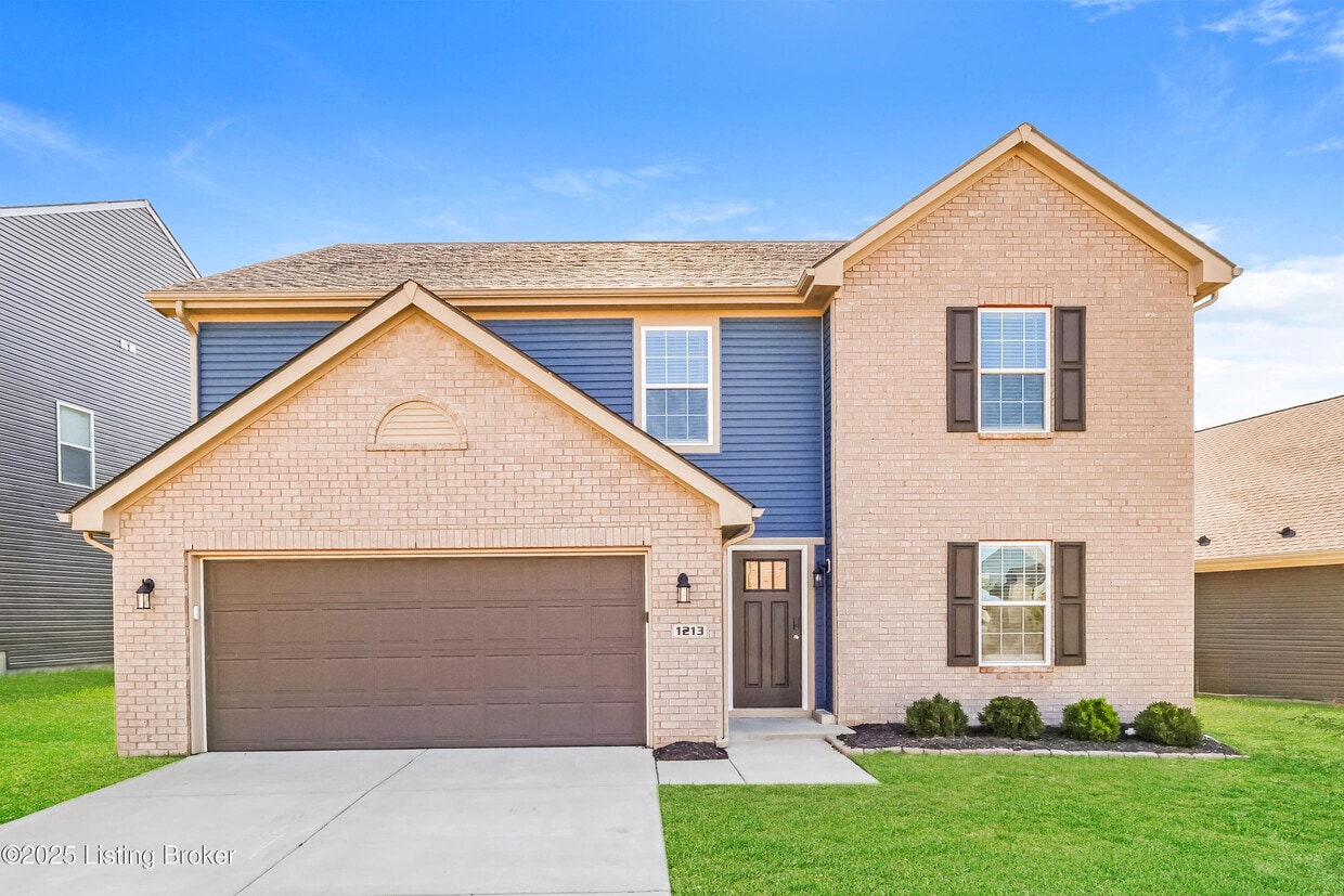 Foto principal - 1213 Johnson Ridge Rd