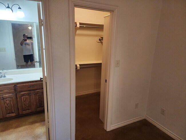 Foto del edificio - 13372 Country Meadow Ln