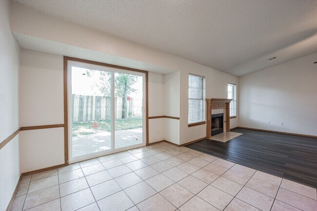 Foto del edificio - 3/ 2 Home For Rent!