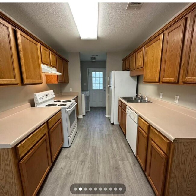 Foto del edificio - 15533 Quail Creek Cove