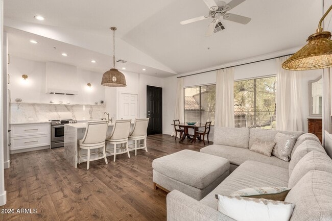 Foto del edificio - 20801 N 90th Pl