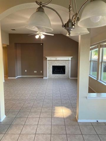 Foto del edificio - 1612 Rolling Brook Dr