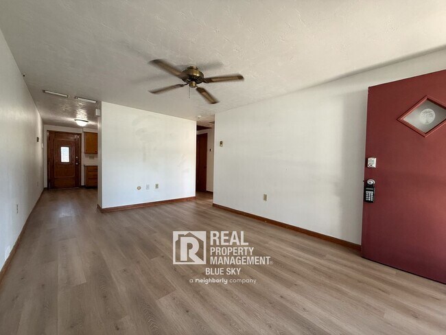 Foto del edificio - 5910 Nebraska Ave