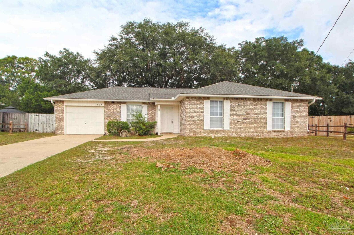 Foto principal - 3004 Myrshine Dr