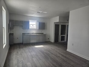 Building Photo - 1321 S Rampart St