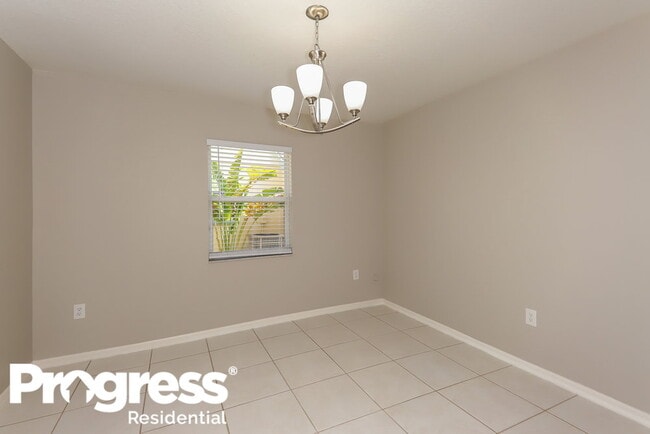 Building Photo - 213 Lookout Dr