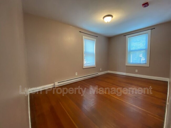 Building Photo - 43 E Transit St