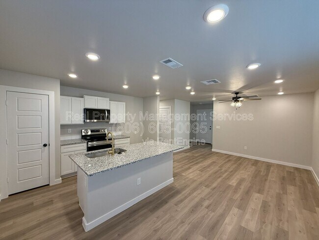 Foto del edificio - 8328 24th St