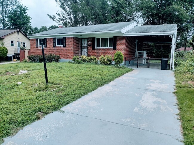 Building Photo - 9103 Sandra Ct