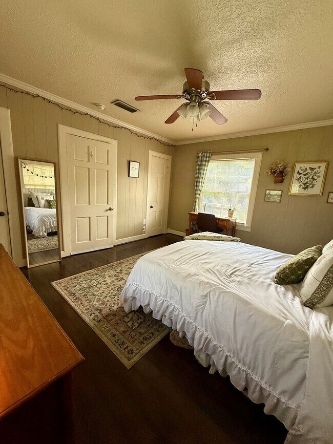Foto del edificio - 2515 N Pecan St
