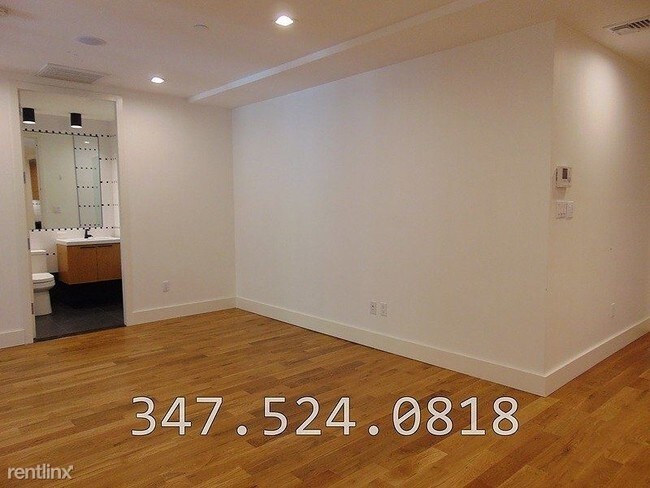 Building Photo - 3 br, 2 bath Apartment - 845 Grand Street 1D