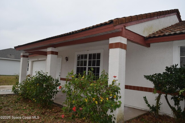 Foto del edificio - 213 Abello Rd SE