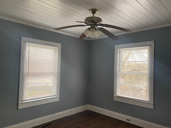 Building Photo - 407 Goldston St