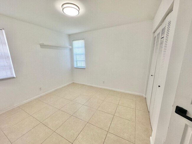 Building Photo - 3170 Leewood Terrace