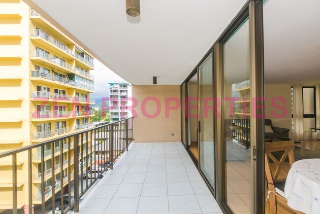 Foto del edificio - 250 ?Ohua Ave