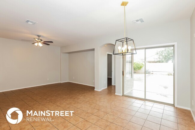 Foto del edificio - 12914 W Rosewood Dr