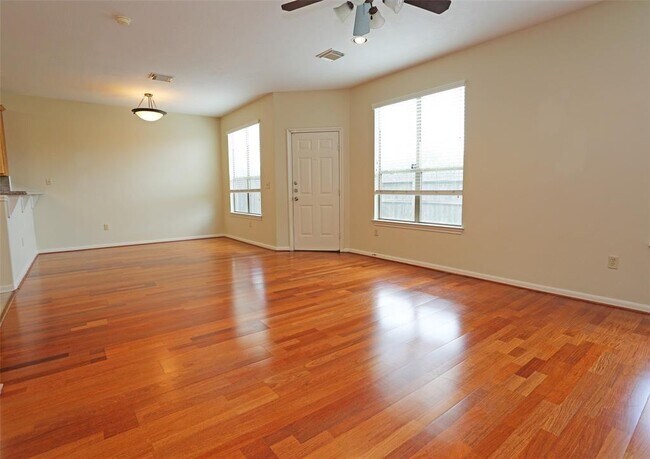 Building Photo - 12506 N Ashford Villa Ln