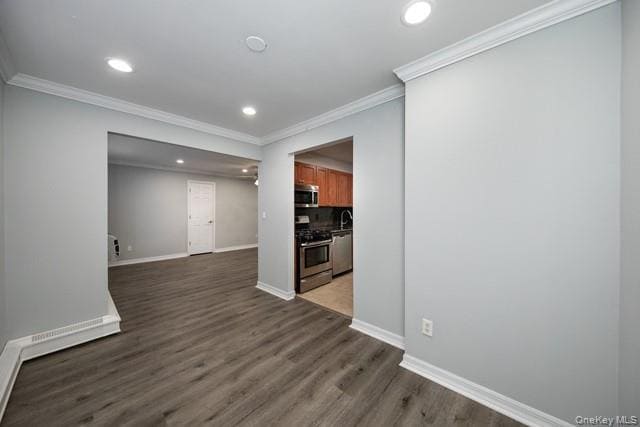 Building Photo - 280 Bellmore Ave
