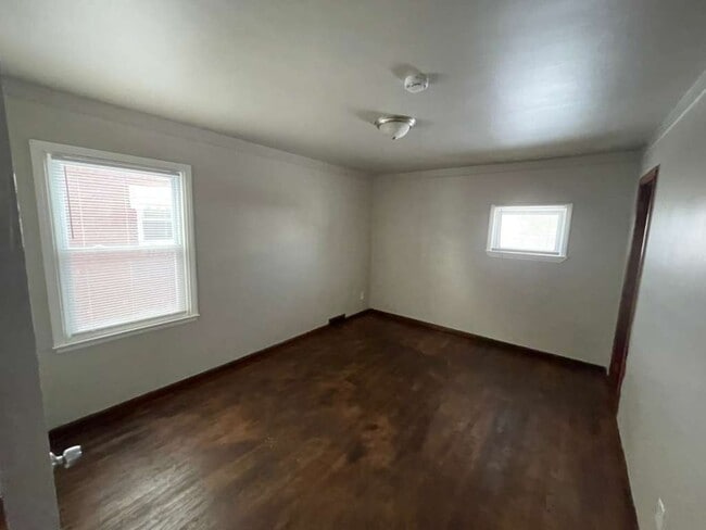Building Photo - 2228 Annabelle St