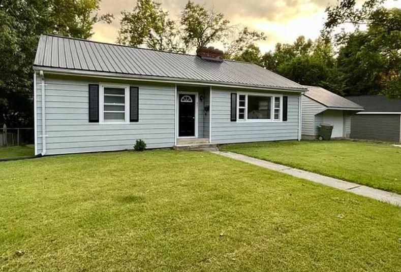 421 Putney St, Farmville, VA 23901 House Rental in Farmville, VA