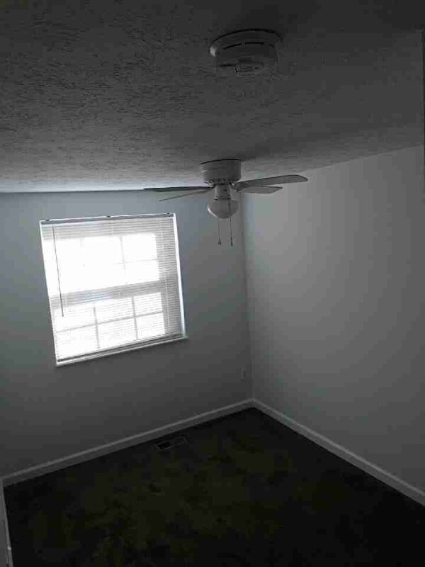 Foto del edificio - 3464 Maddox Ct