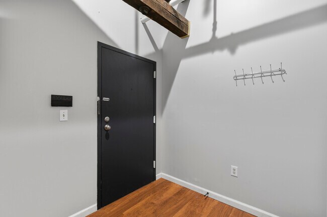 Foto del edificio - 196 Crown St