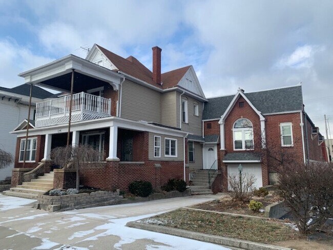 Building Photo - 134 W Tiffin St