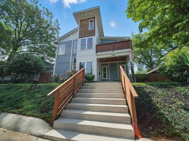 Building Photo - 708 Cross Trl Dr