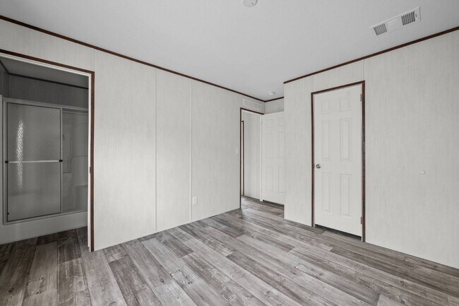 Foto del edificio - 3150 Plateau Dr