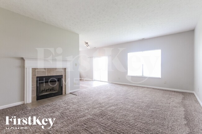 Foto del edificio - 8310 Chesterhill Ln