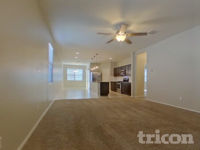 Foto del edificio - 30907 W Amelia Ave
