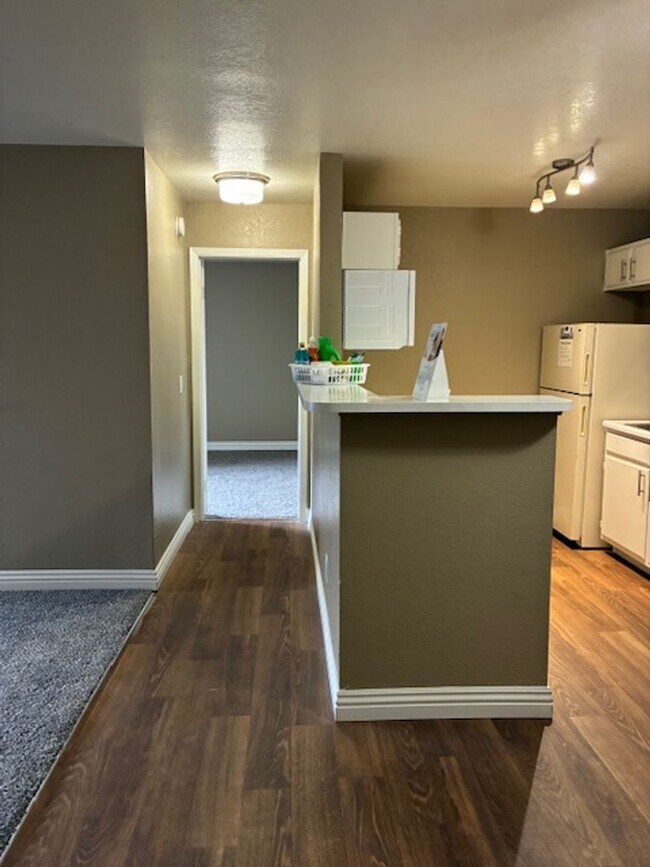 Interior Photo - Mandalay Bay Apartments