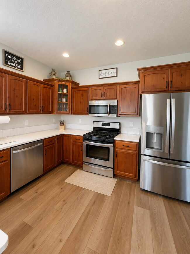 Foto del edificio - Beautiful 3-Bedroom Home with RV Parking in West Pasco