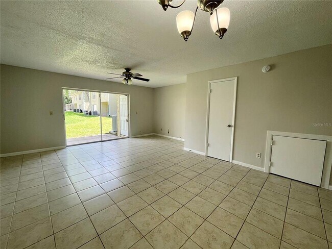 Foto del edificio - 5136 Sunridge Palms Dr