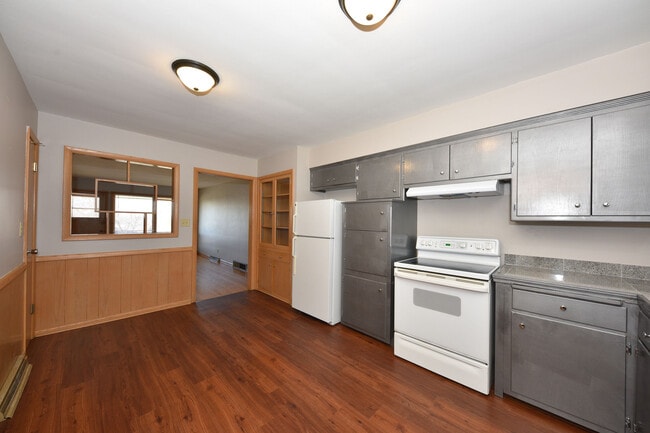 Building Photo - 4206 N 92nd St