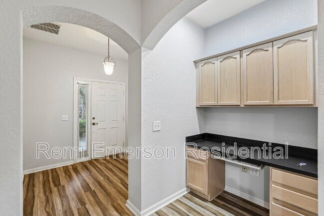 Building Photo - 14261 Turning Leaf Dr