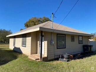 Building Photo - 714 Ross Ave